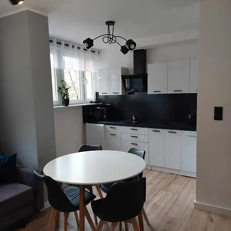 Iwona Apartamento *
